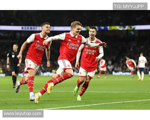 戴维状态火热助力尤文图斯五场比赛四胜一平成功跻身欧冠区 戴维状态火热助力尤文图斯五场比赛四胜一平成功跻身欧冠区